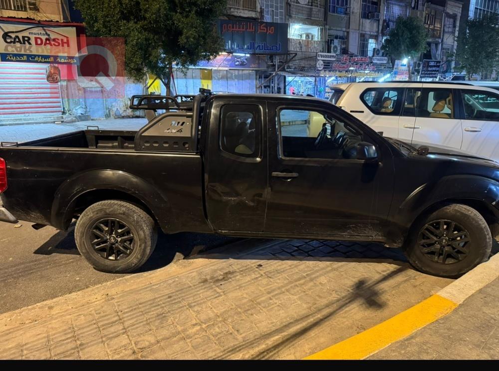 نيسان فرونتير